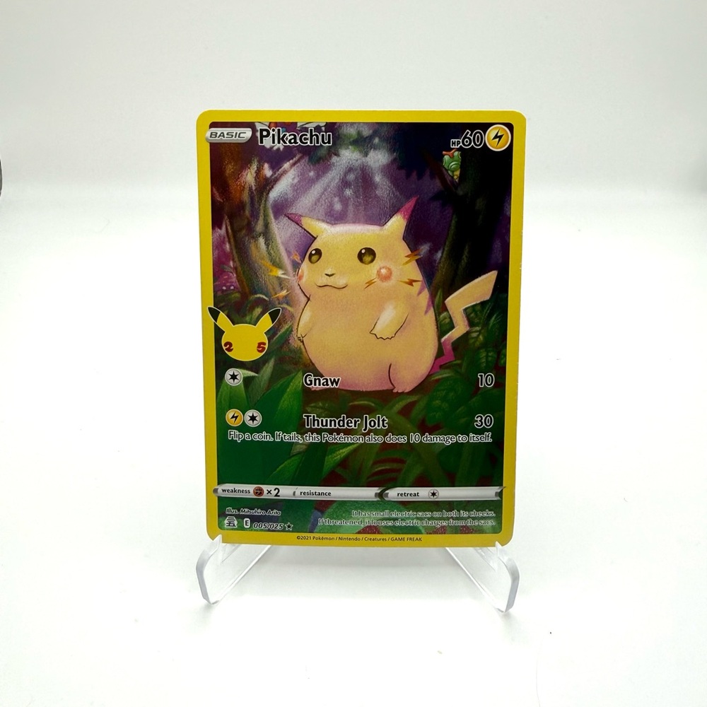 Pikachu 005/025 Celebrations Holo Rare Pokemon Card